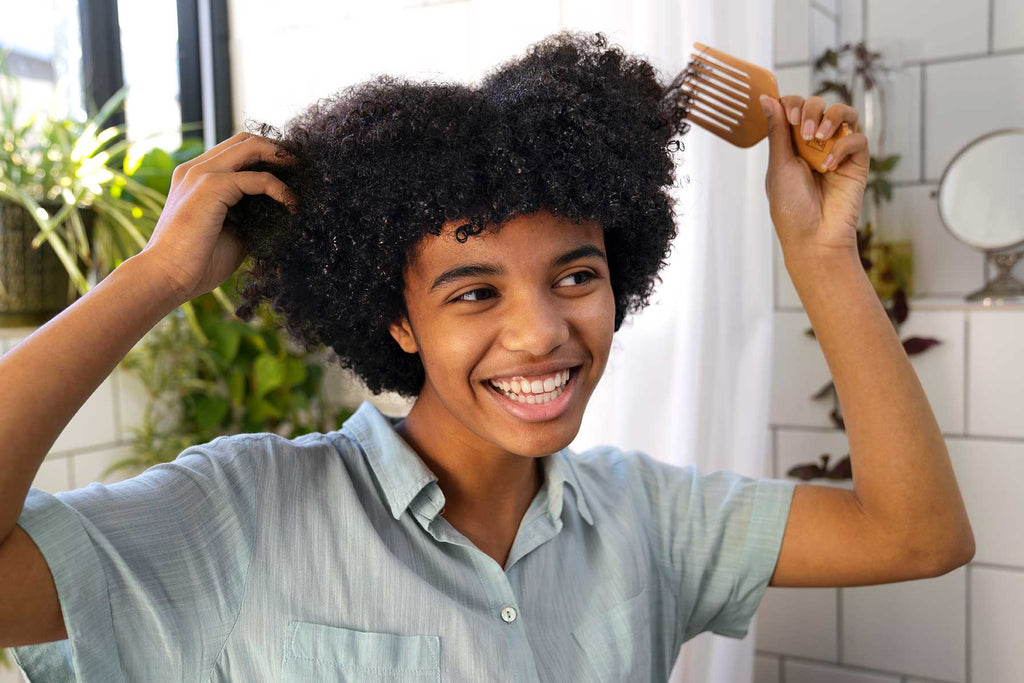 BENEFITS OF ALOE VERA FOR YOUR NATURAL HAIR AND CURLY HAIR CARE